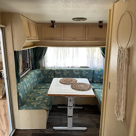 Mietwohnwagen 2 Personen Campsite *